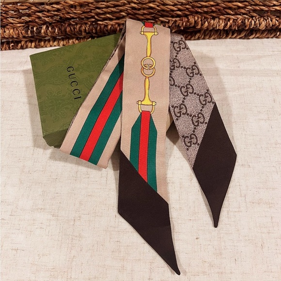 GUCCI Interlocking G Horsebit Web Print Silk Neck Bow In Brown NEW IN BOX - Picture 4 of 12